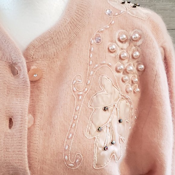 Perfect Vintage Carducci Embellished Lambswool/Angora Pink Sweater (M) - Picture 4 of 10